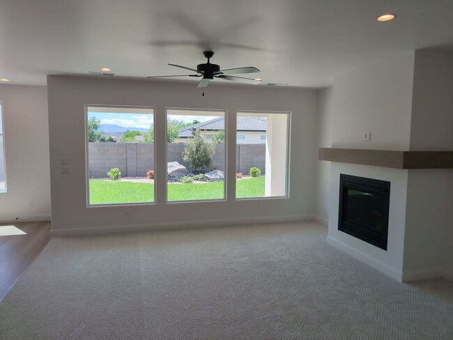 Foto del edificio - Newly Built, 5 Bedroom, 4 Bathroom Home in...