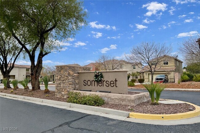 Foto del edificio - 8125 Celina Hills St