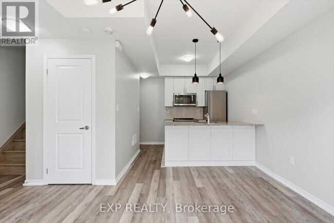 Photo du bâtiment - 28 Fieldway Rd