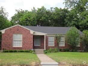 Building Photo - 6259 Kenwood Ave