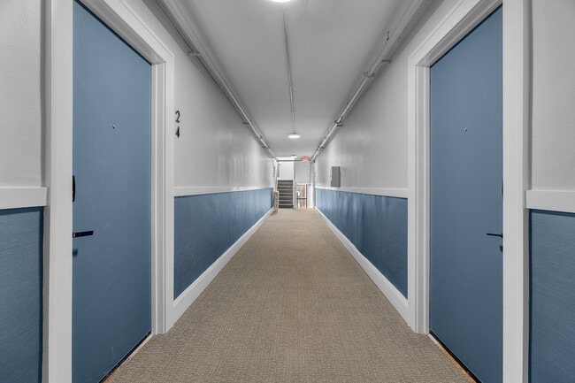 Building Photo - The Jameson Apartments