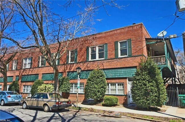 Building Photo - 624 Raleigh Ave