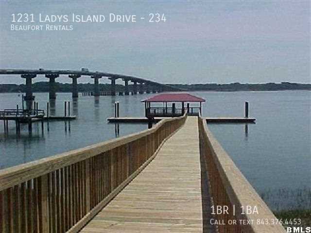 Foto del edificio - 1231 Ladys Island Dr