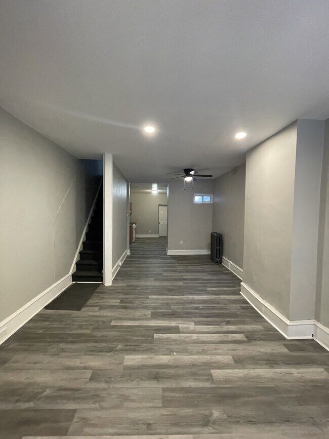 Foto del edificio - 3036 N Sydenham St