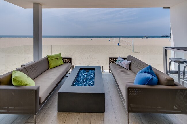 Foto del edificio - 1 Eastwind St