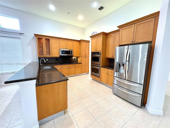 Foto del edificio - 4808 SW 183rd Ave