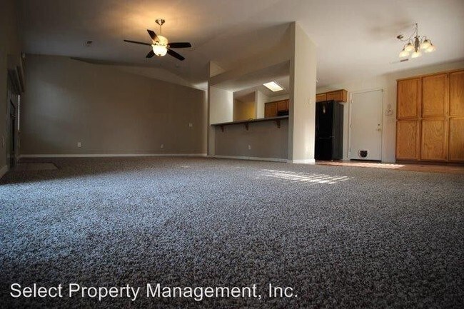 Foto del edificio - 3 br, 2 bath House - 1521 Germaine Drive