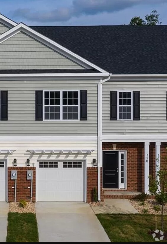 Green Springs Apartments under 3,000 Williamsburg, VA