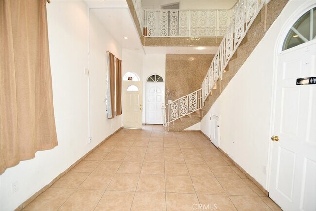 Foto del edificio - 14103 Fonthill Ave