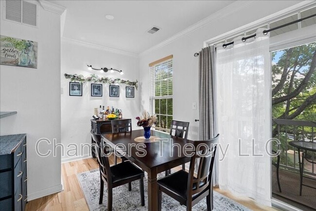 Foto del edificio - 13052 Marcey Creek Rd