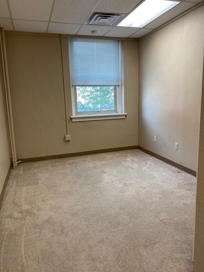 Foto del edificio - 705 1st Ave N