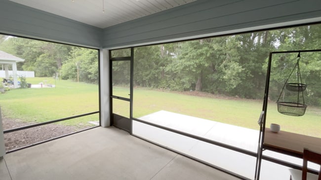 Foto del edificio - 4/3 fairly new & updated home!