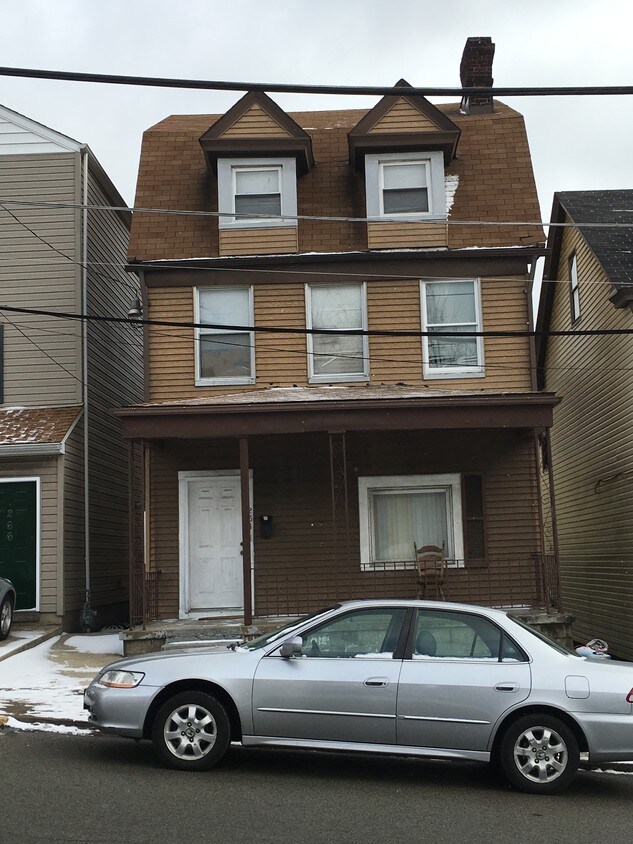 Front house - 264 Robinson St