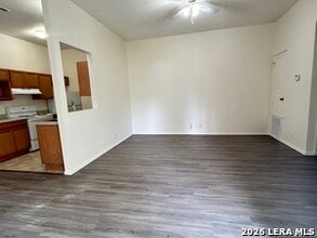 Building Photo - 6316 Green Top Dr