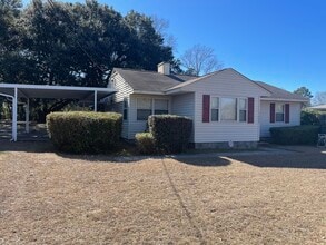 Building Photo - 3425 Trolley Line Rd