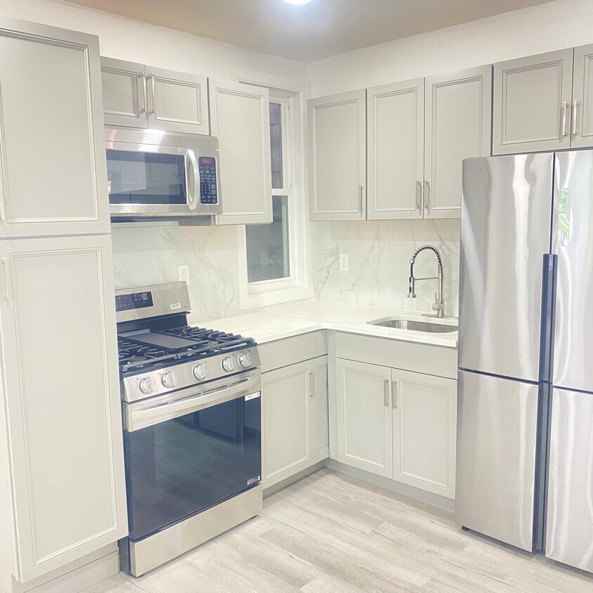 Foto del edificio - 221 Summit Ave