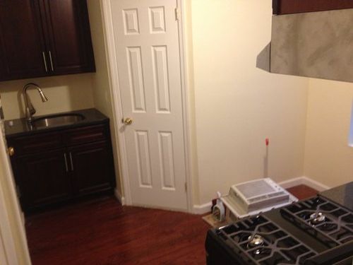 Foto del edificio - 327 E 108th St