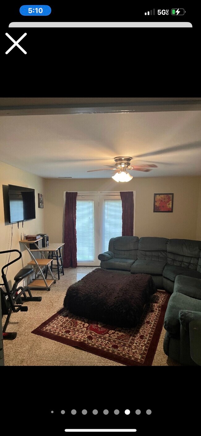 Foto del edificio - 2861 Headland Dr