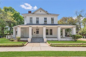 Building Photo - 300 Highland Ave