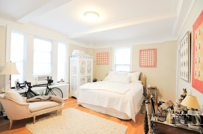 Building Photo - 200 West 90th Street
