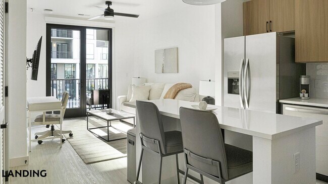 Foto del edificio - 1007 S Mint St