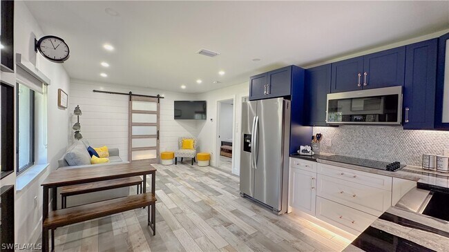 Foto del edificio - 6101 Westport Ln