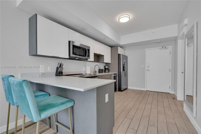 Foto del edificio - 321 NE 26th St
