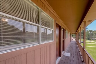 Building Photo - 120 McAdams Ln