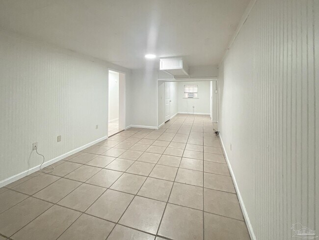 Foto del edificio - 5771 Coronada Blvd