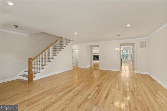 Foto del edificio - 264 W Ashland St