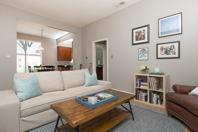 Foto del edificio - 4031 Holland Ave