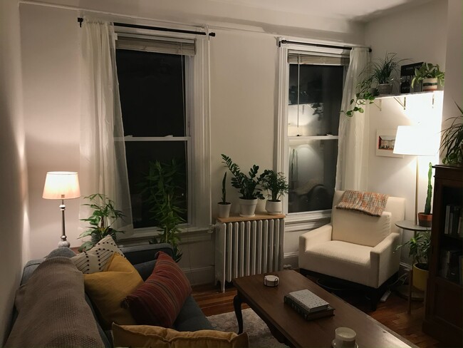 Foto del edificio - 432 13th St NE