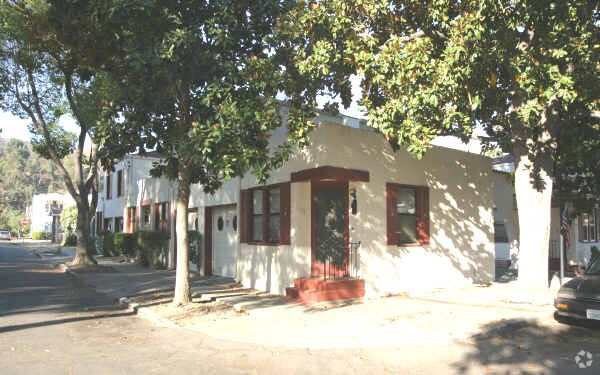Foto del edificio - 721-735 Mellus St