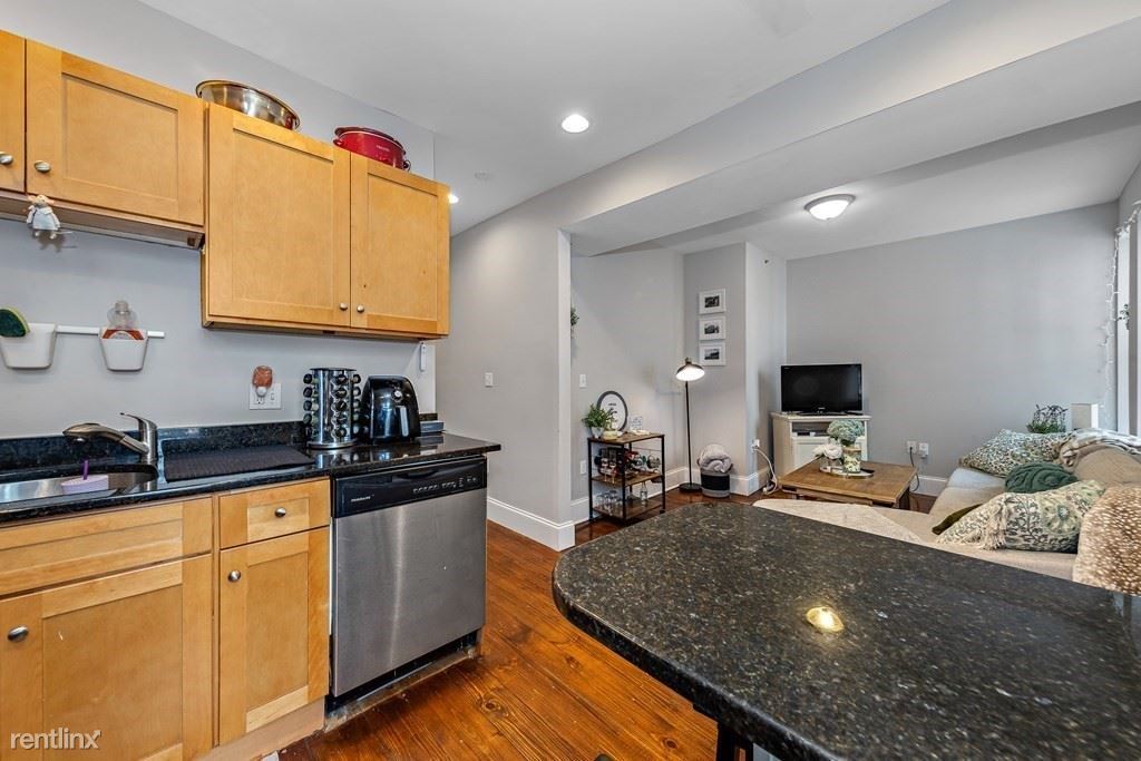 Foto del edificio - 4 br, 2 bath House - 16 Sewall St Apt 1C 1C