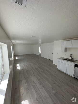 Building Photo - 4311 N Morgan Way
