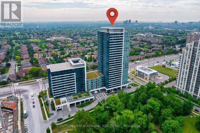 Photo du bâtiment - 7890 Bathurst St