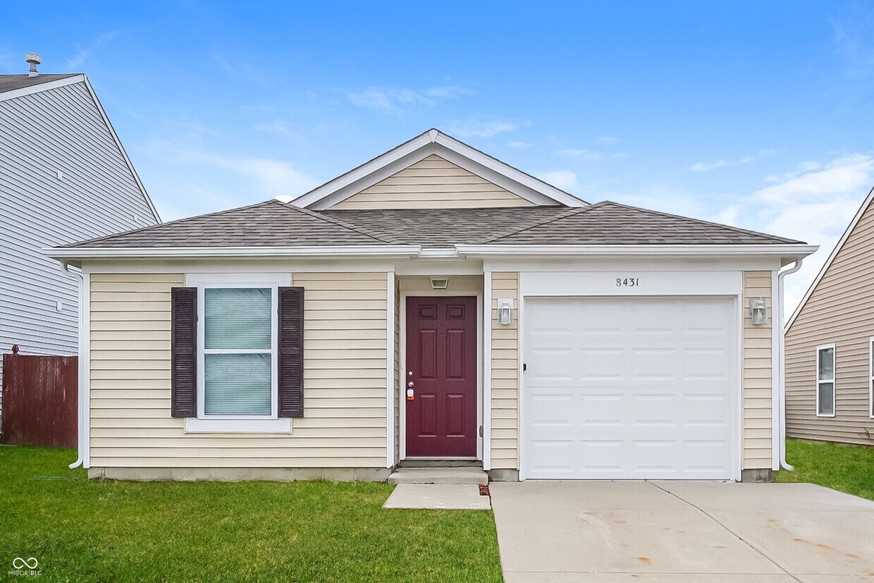 Foto principal - 8431 Sansa St