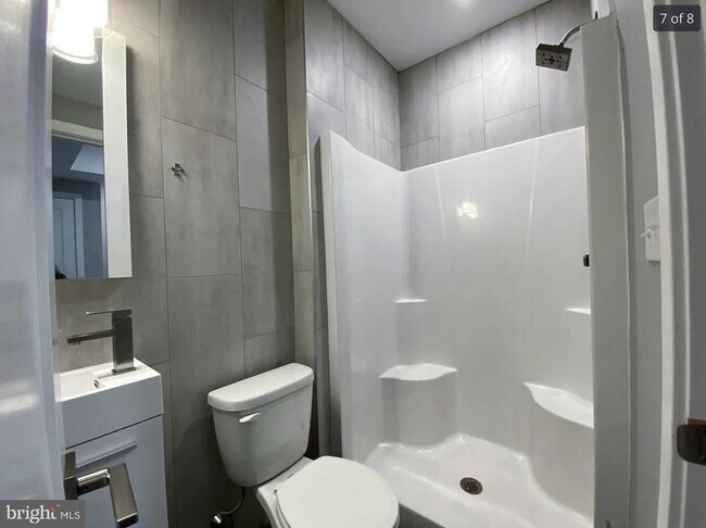 Foto del edificio - 3817 Wallace St