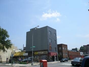 Foto del edificio - 494 Lorimer St