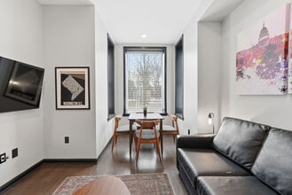 Building Photo - 409 O St NW