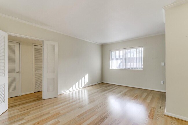 Foto del edificio - 91 Rumson Rd NE