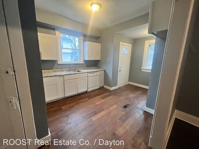 Building Photo - 3 br, 1 bath House - 43 W. Norman Avenue