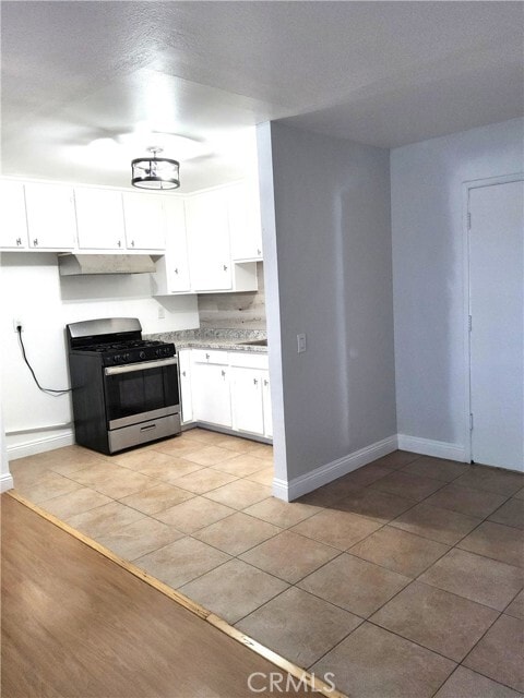 Primary Photo - 2876 La Salle Ave