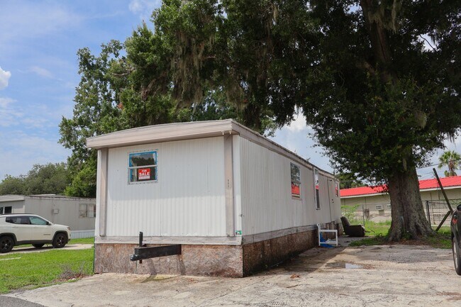 Foto del edificio - 5900 New Tampa Hwy