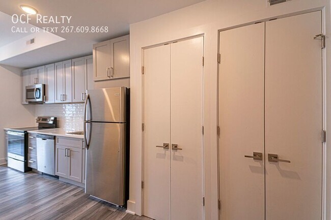 Foto del edificio - 1245 Ridge Ave