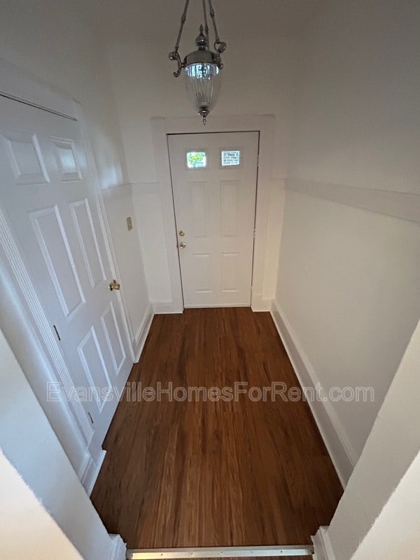 Foto del edificio - 404 E Virginia St