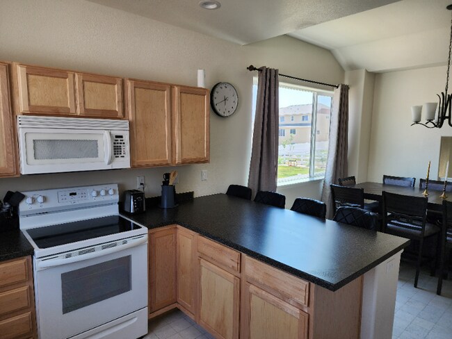 Foto del edificio - 4508 Mountain Sky St