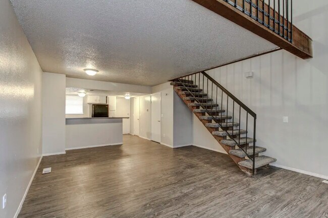Foto del edificio - Ashley Park Townhomes & Apartments