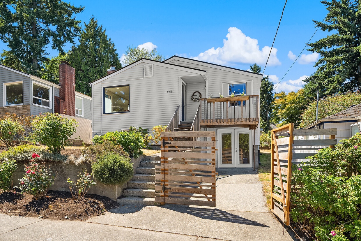 Primary Photo - 9219 8th Ave NW