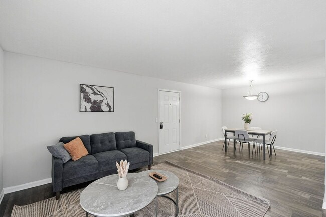 Foto del edificio - 1314 Stone Mill Ct